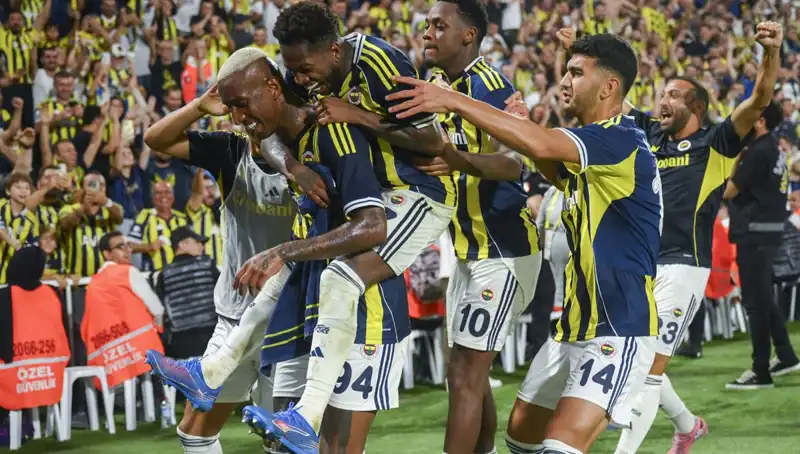 Fenerbahçe'nin Kasasını Dolduran Tur Gelirleri ve Transfer Planları