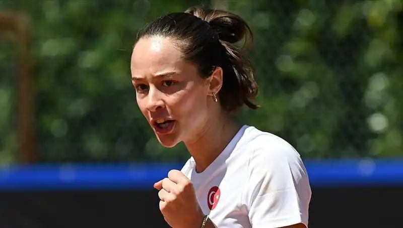 Milli Tenisçi Zeynep Sönmez, Şampiyonluk İçin Finalde Ter Dökecek