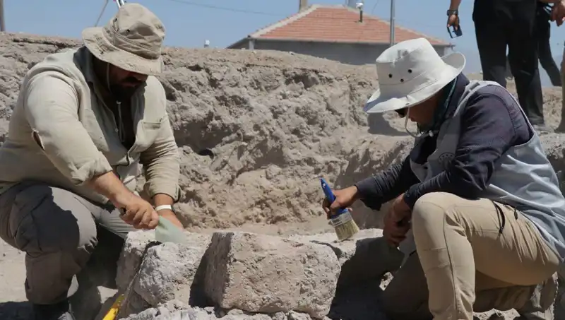 İç Anadolu’nun Gizli Hazineleri: Yeni Mozaik Buluntuları Ortaya Çıktı