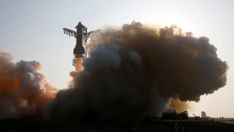 Starship 9: Uzay Yarışında Kontrolden Çıkan Heyecan Verici Test Başarısı