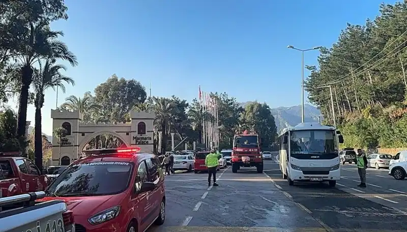 Muğla'daki Lüks Otelde Korkutan Yangın: Misafirler Tahliye Edildi