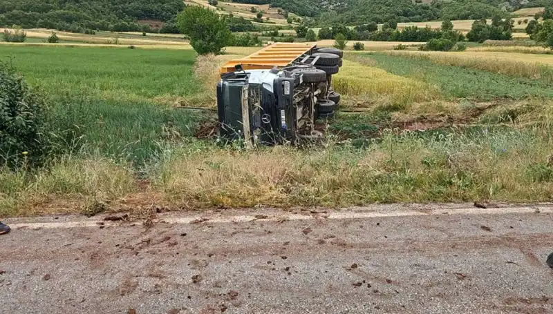 Tokat’ta Kan Donduran Kaza: Kamyon Şoförü Hayatını Kaybetti
