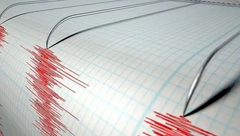 Bozcaada'da Beklenmedik Deprem: 3.9 Büyüklüğündeki Sarsıntı Endişe Yarattı