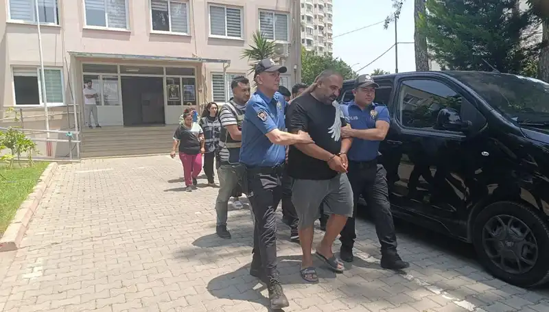 Adana'da Şok Dolandırıcılık Operasyonu: 4 Kişi Tutuklandı ve Ağda Neler Yaşandı?