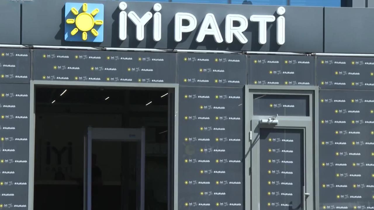 Ünal Karaman'dan İyi Parti'de Şok İstifa