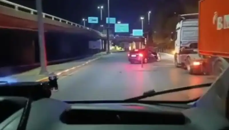 İstanbul’da Tarihi Kaçakçılık Operasyonu: 36 Milyon TL’lik Ürün Ele Geçirildi!