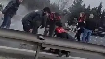 TEM Otoyolu'nda Zincirleme Kaza: 5 Yaralı, Dört Polis Araçta