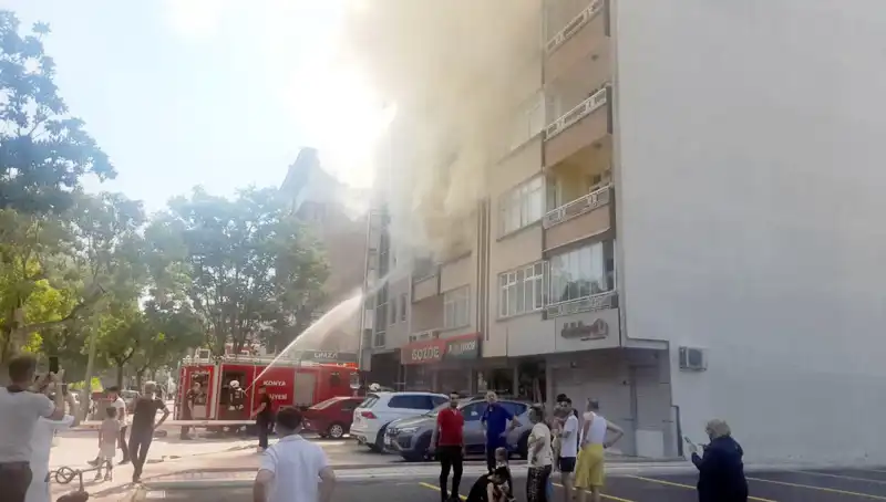 Gözlerini Yangınla Açtılar: Hastaneye Kaldırılan Yüzde 70 Yanıkla Mücadele Eden Gençler