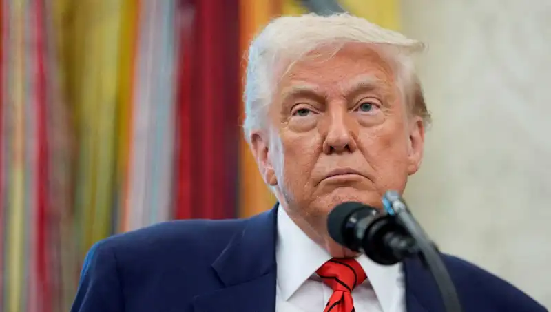 Trump G7 Zirvesini Terk Etti: Beyaz Saray'da Acil Toplantı Düzenlendi