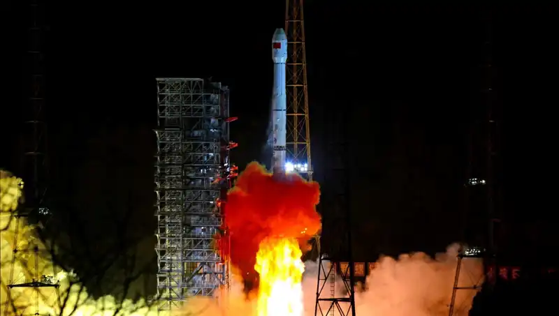 Çin Uzaya Asteroid Keşif Aracı Tienvın-2’yi Gönderdi: Yeni Bir Uzay Çağı Başlıyor