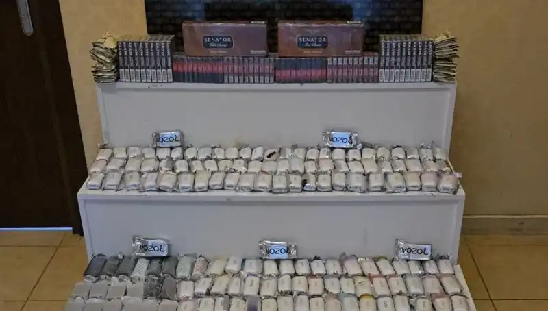 Gümrük Kaçağı Sigara Operasyonu: Yüzlerce Kilo Ele Geçirildi!