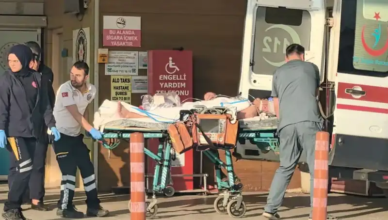 Sahte Alkol Tüketimi Komalık Durumları Artıyor: Tehlikeye Dikkat!
