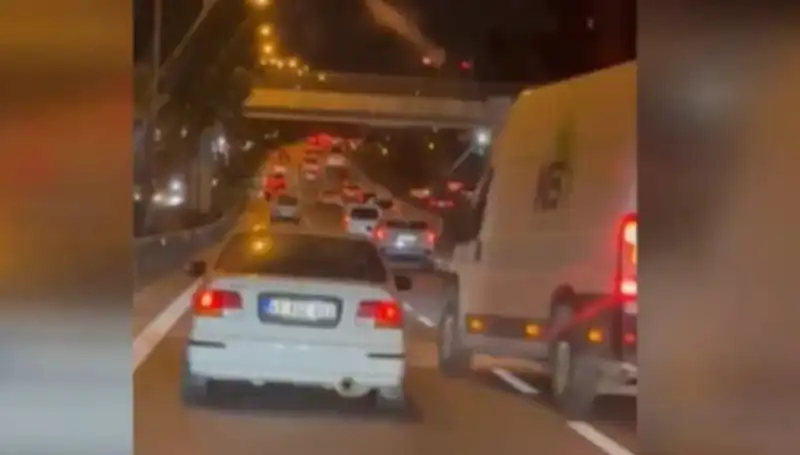 Tuzla'da Sıfır İnsani Değer: Makas Terörü Şoku ve Sürücünün Tutuklanması