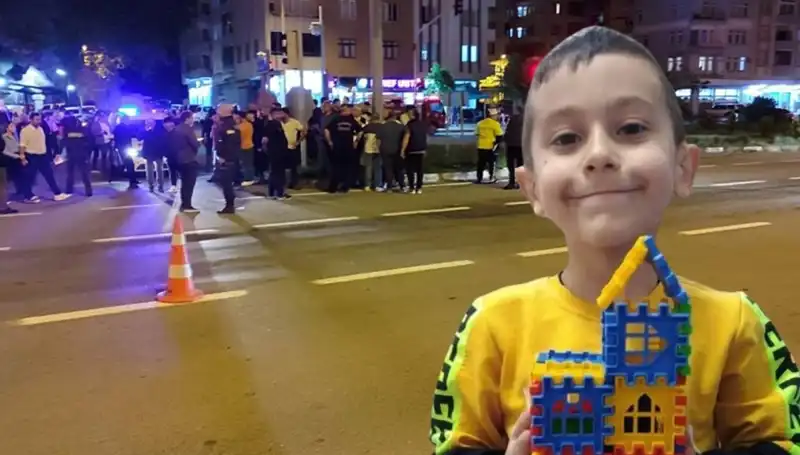 8 Yaşındaki Çocuğun Hayatı, Kamyonet Kazasında Kayıp Gitti