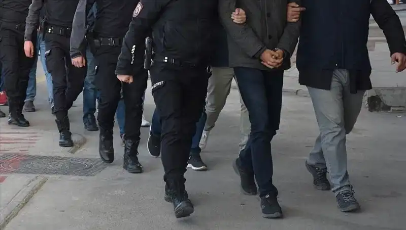DAEŞ'e Darbe: Ankara Merkezli 7 İlde 27 Gözaltı Kararı!